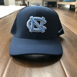 Men’s UNC Chapel Hill Nike Dri-Fit Hat